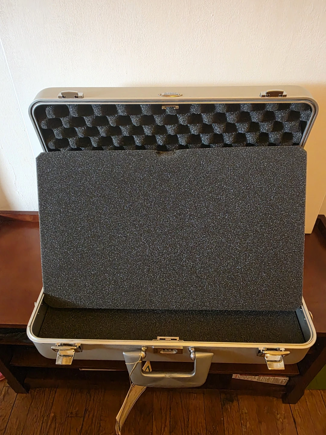 Zero Halliburton Modern Case Silver - photo 3