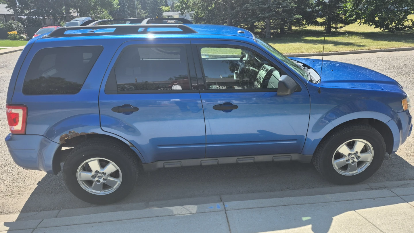 2012 Ford Escape SUV - photo 2
