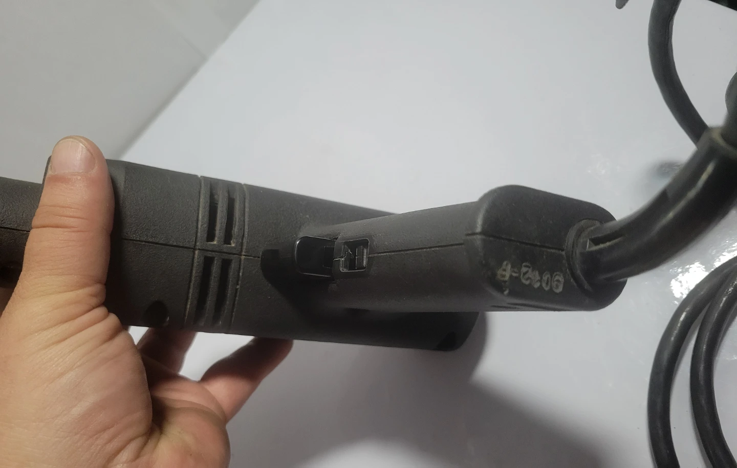 Black & Decker 3/8" Variable Speed Reversing Drill - photo 5