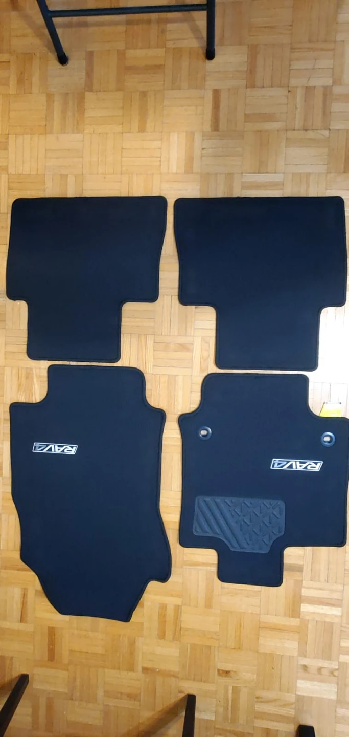 Toyota RAV4 All-Weather Floor Mats Set - photo 2