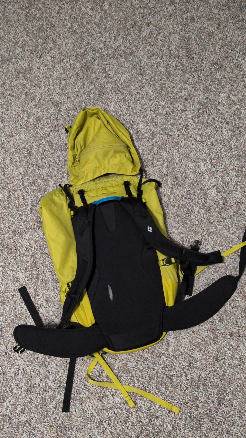 Black Diamond Hiking/Outdoor Backpack – Yellow - photo 5