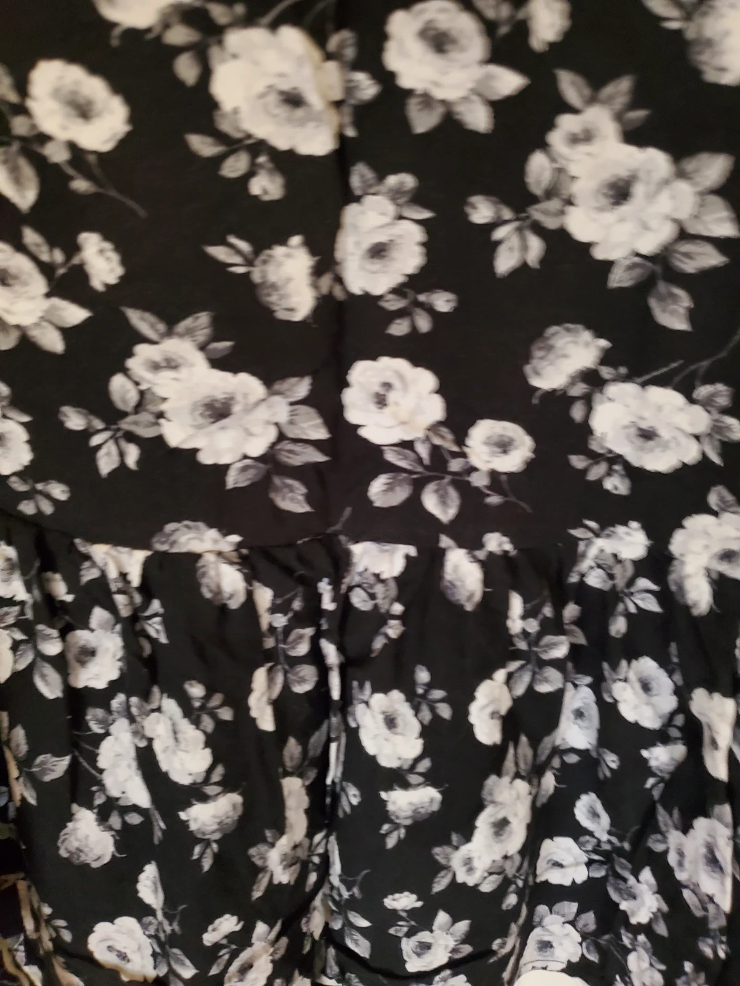Plus Size Black and White Floral Peplum Top - photo 3