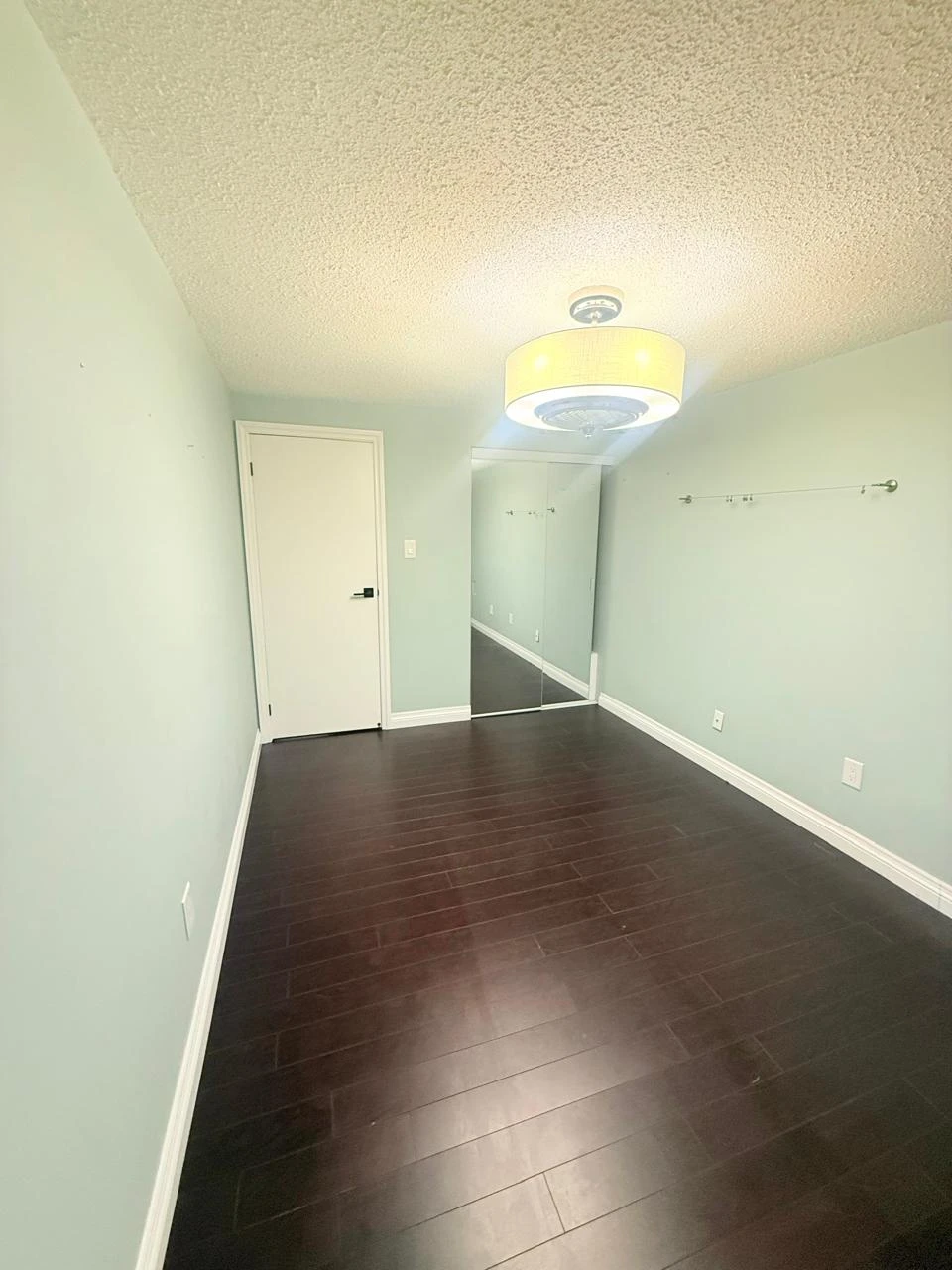 Room for rent - photo 3