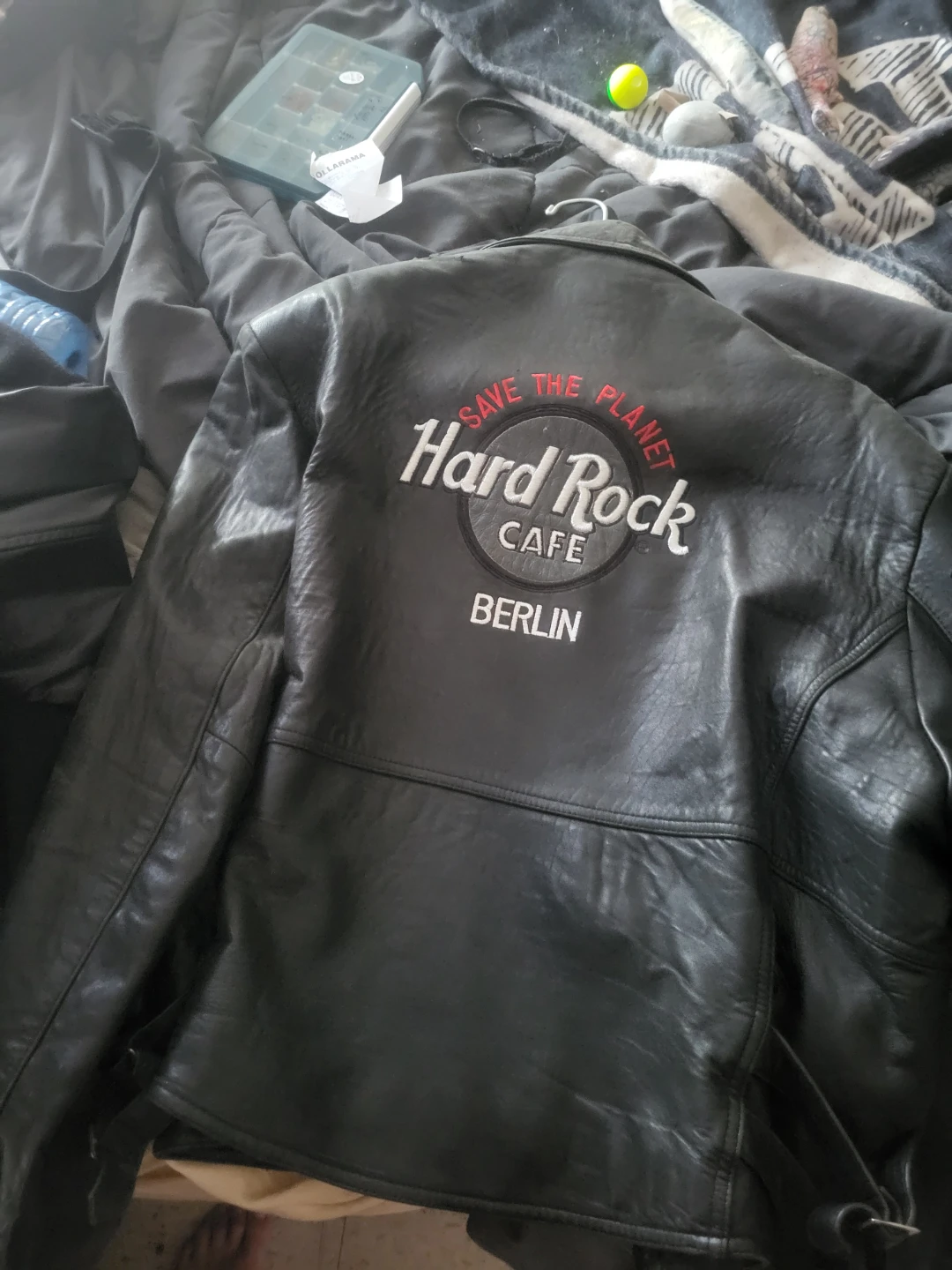 Hard Rock Cafe Berlin Leather Motorcycle Jacket - photo 5