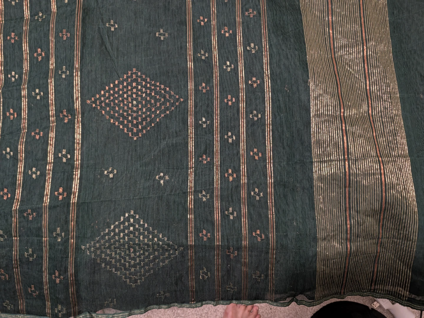 Green Jamdani Saree with Golden works - photo 2