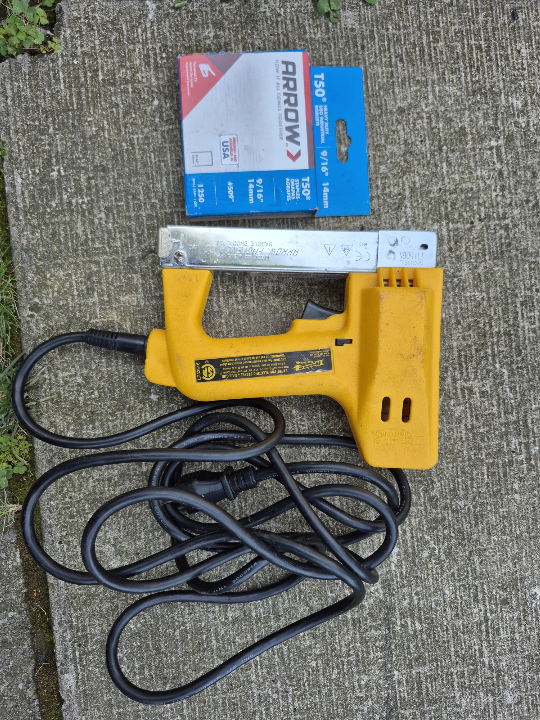 Arrow T50 Electric Staple Gun