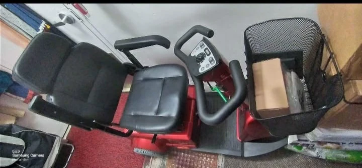 Red Mobility Scooter - photo 3
