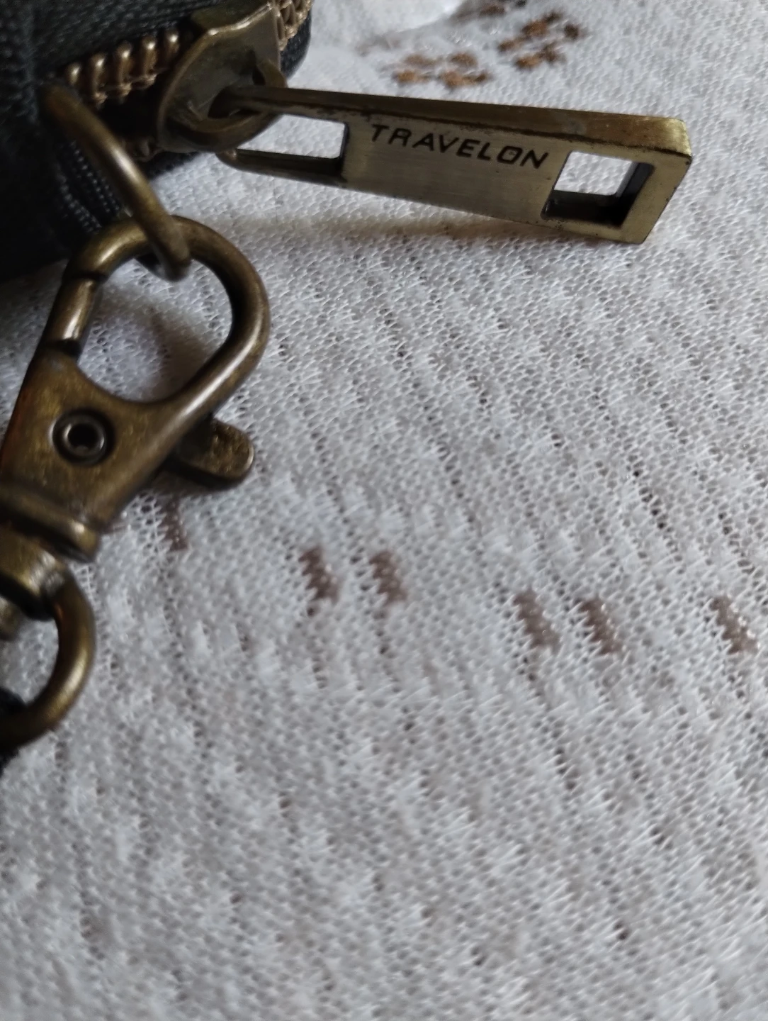 Travelon wristlet - photo 3