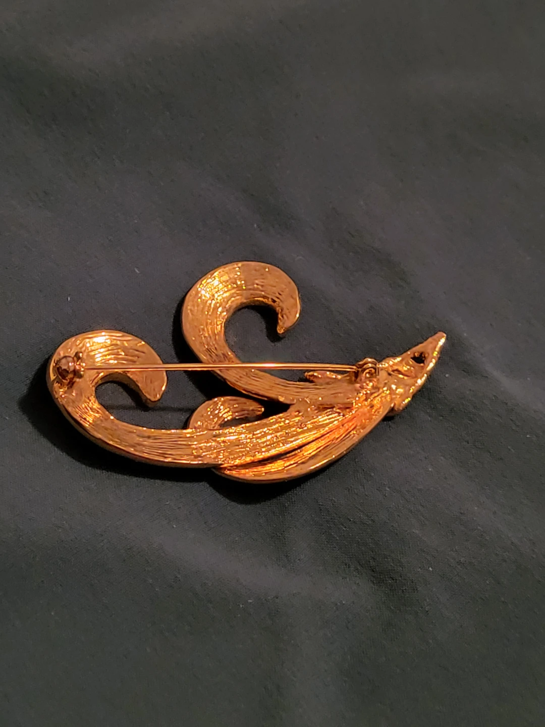 Vintage Gold Tone Swirl Brooch - photo 2