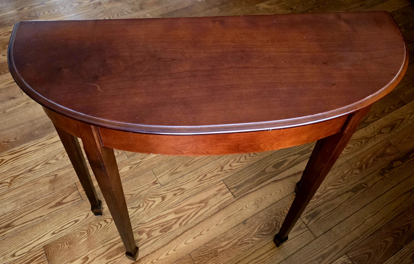 Demilune console table, EUC, Yes available in Millwoods. - photo 5