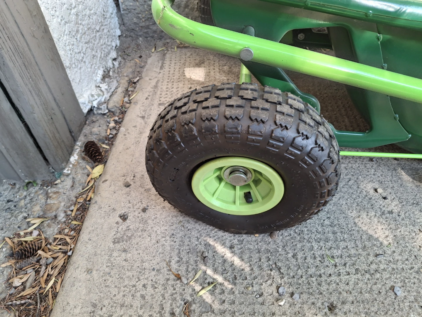Wheel Barrel - photo 2