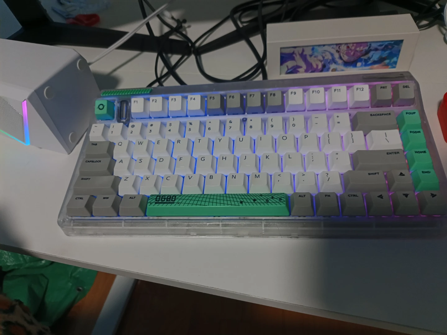 IQUNIX OG 80 wormhole limited editions keyboard