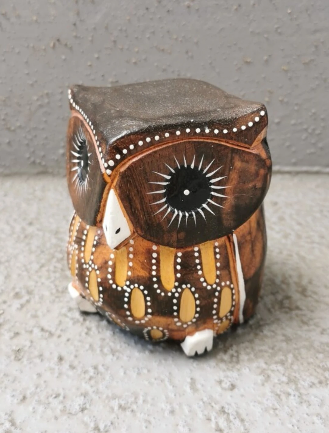 Vintage Hand Carved Hand Painted Wooden Owl Folk Art Figurine - photo 2