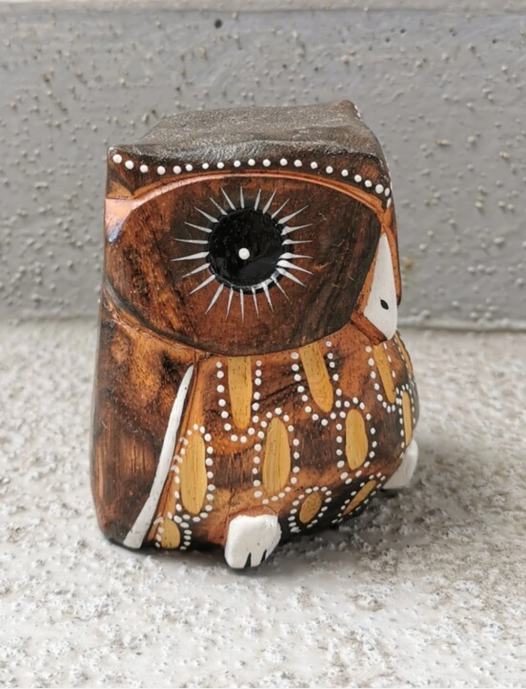 Vintage Hand Carved Hand Painted Wooden Owl Folk Art Figurine - photo 3