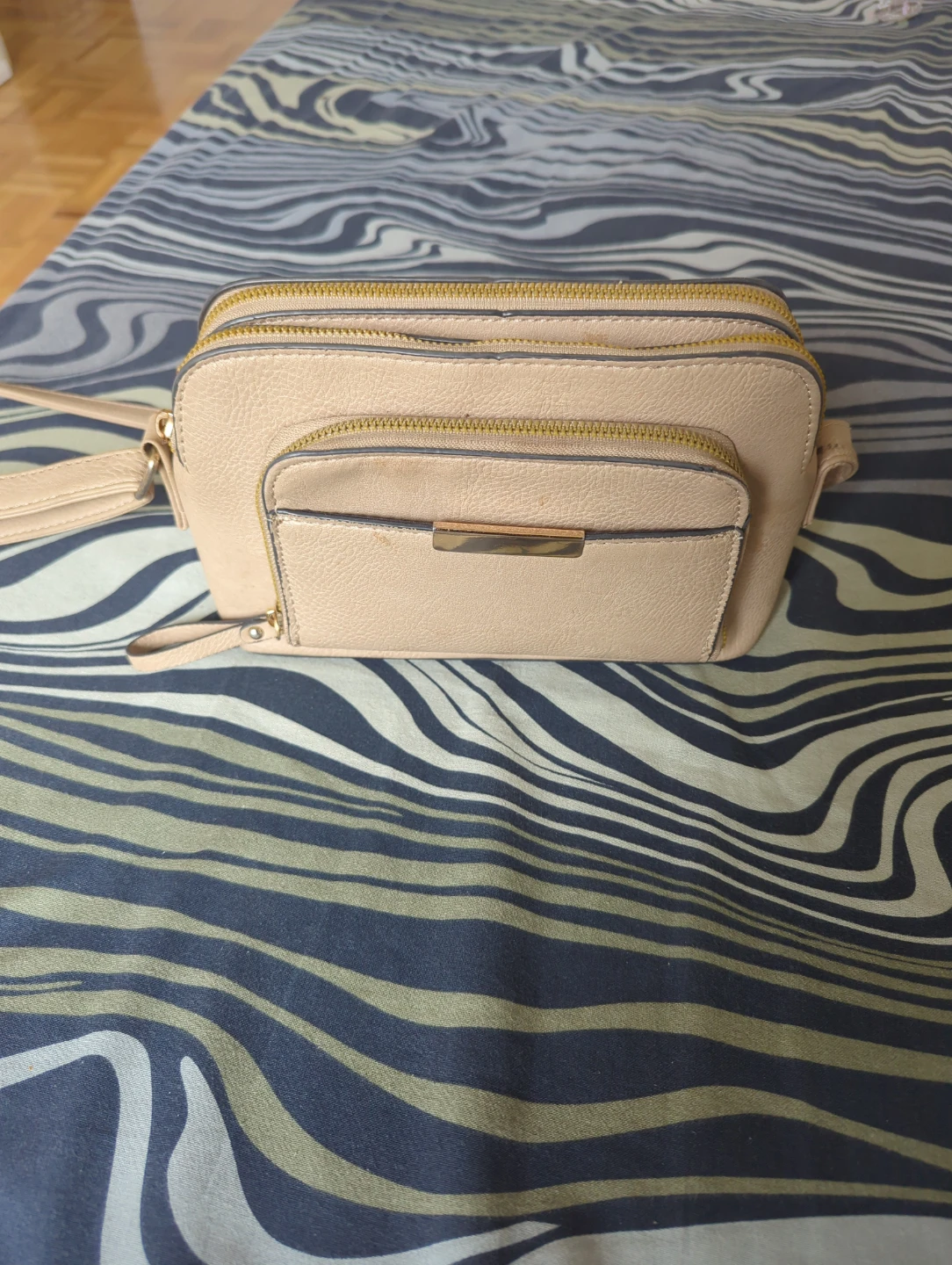 Beige multi-compartment crossbody bag - photo 3