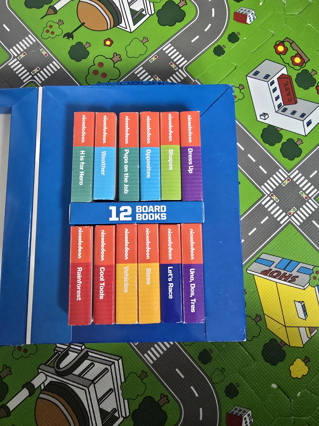 Paw Patrol - 12 Board Books - photo 2