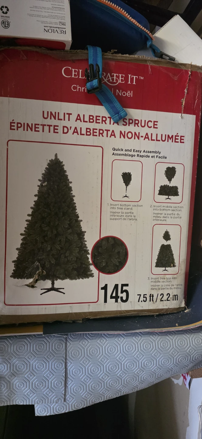 Christmas Tree almost new only used for 1 winter - photo 2