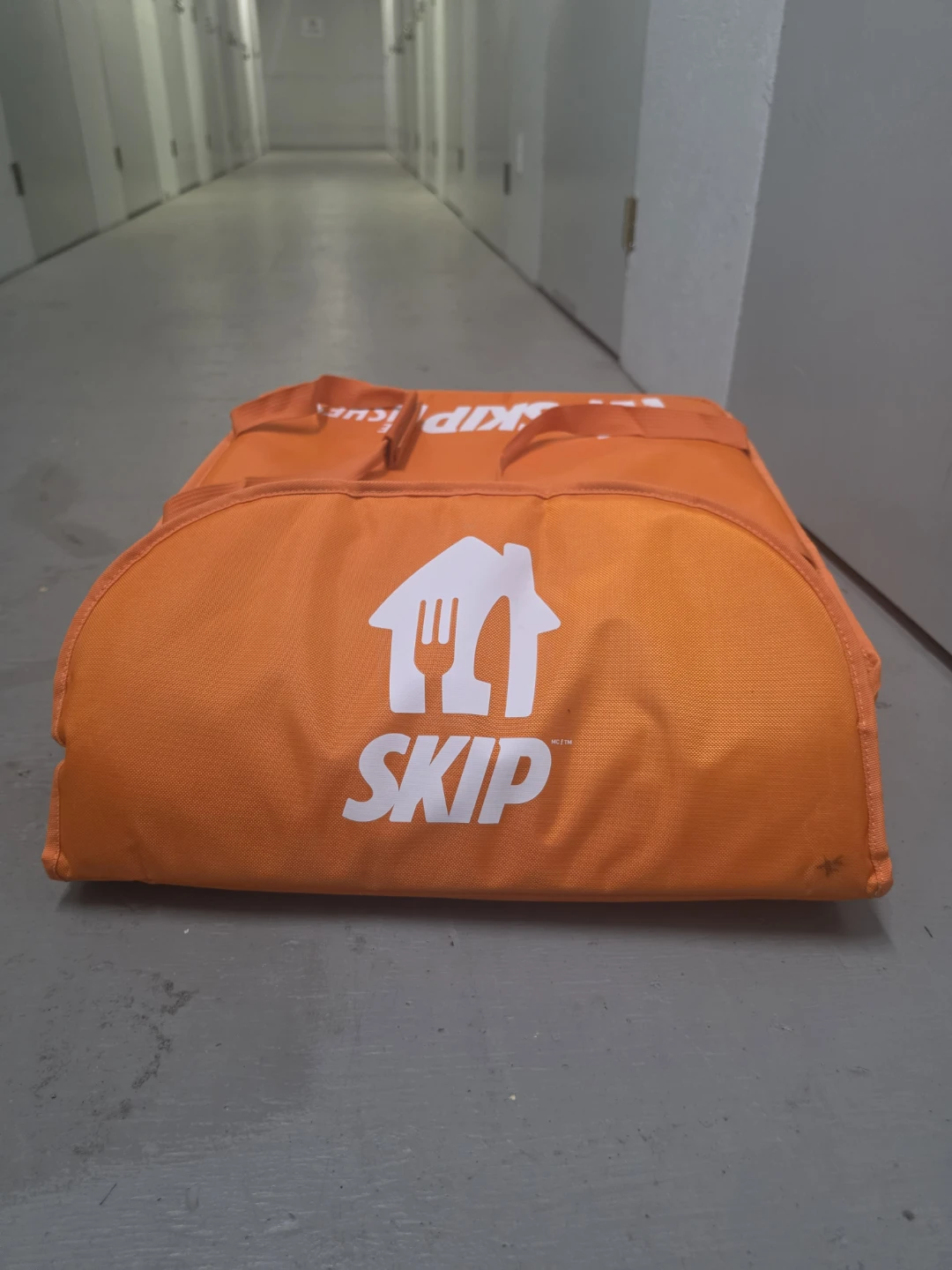 SkipTheDishes Insulated Delivery Bag - photo 4