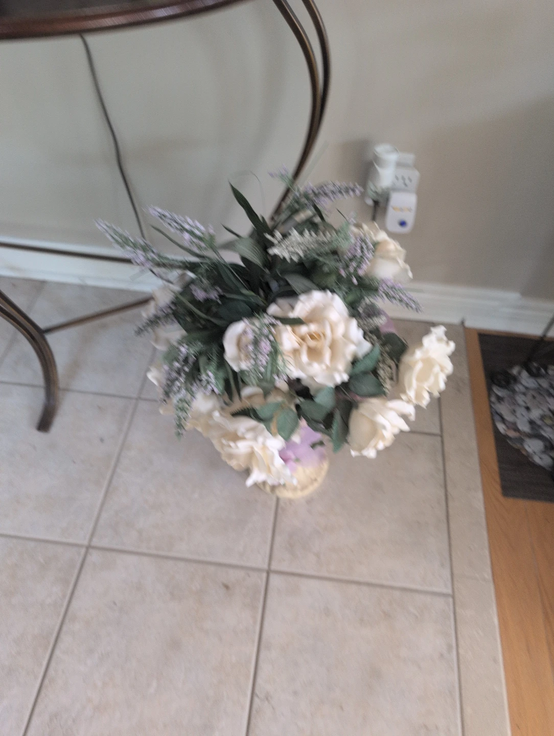 Cream Rose and Lavender Floral Arrangement - photo 3