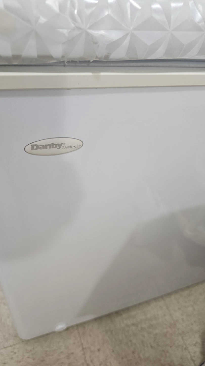 Danby chest freezer - photo 2