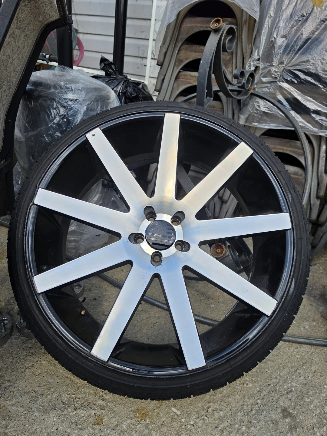 24 inch Onyx wheels 5x108 - photo 2