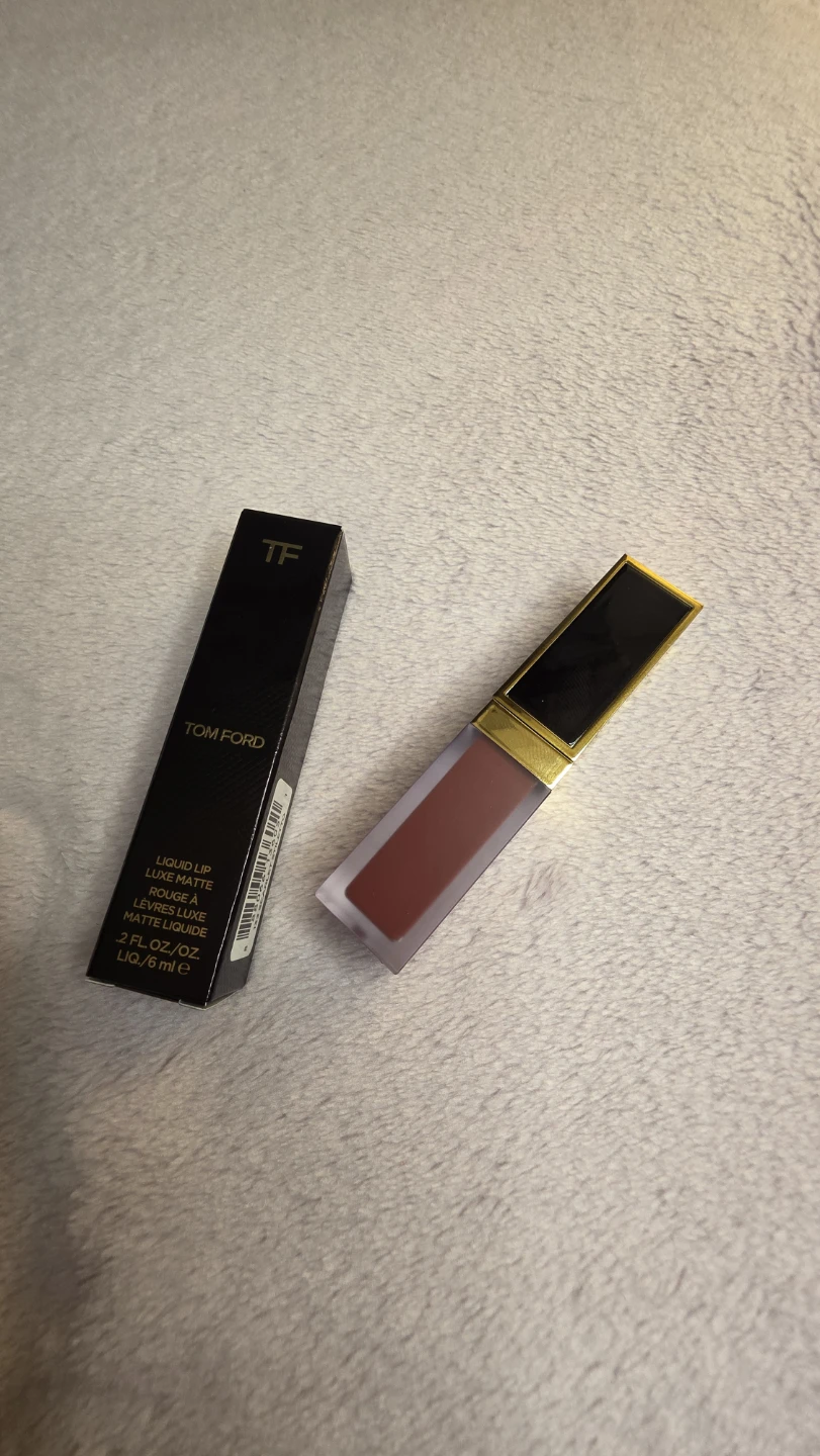 Tom Ford Liquid Lip Luxe Matte Lipstick - photo 4
