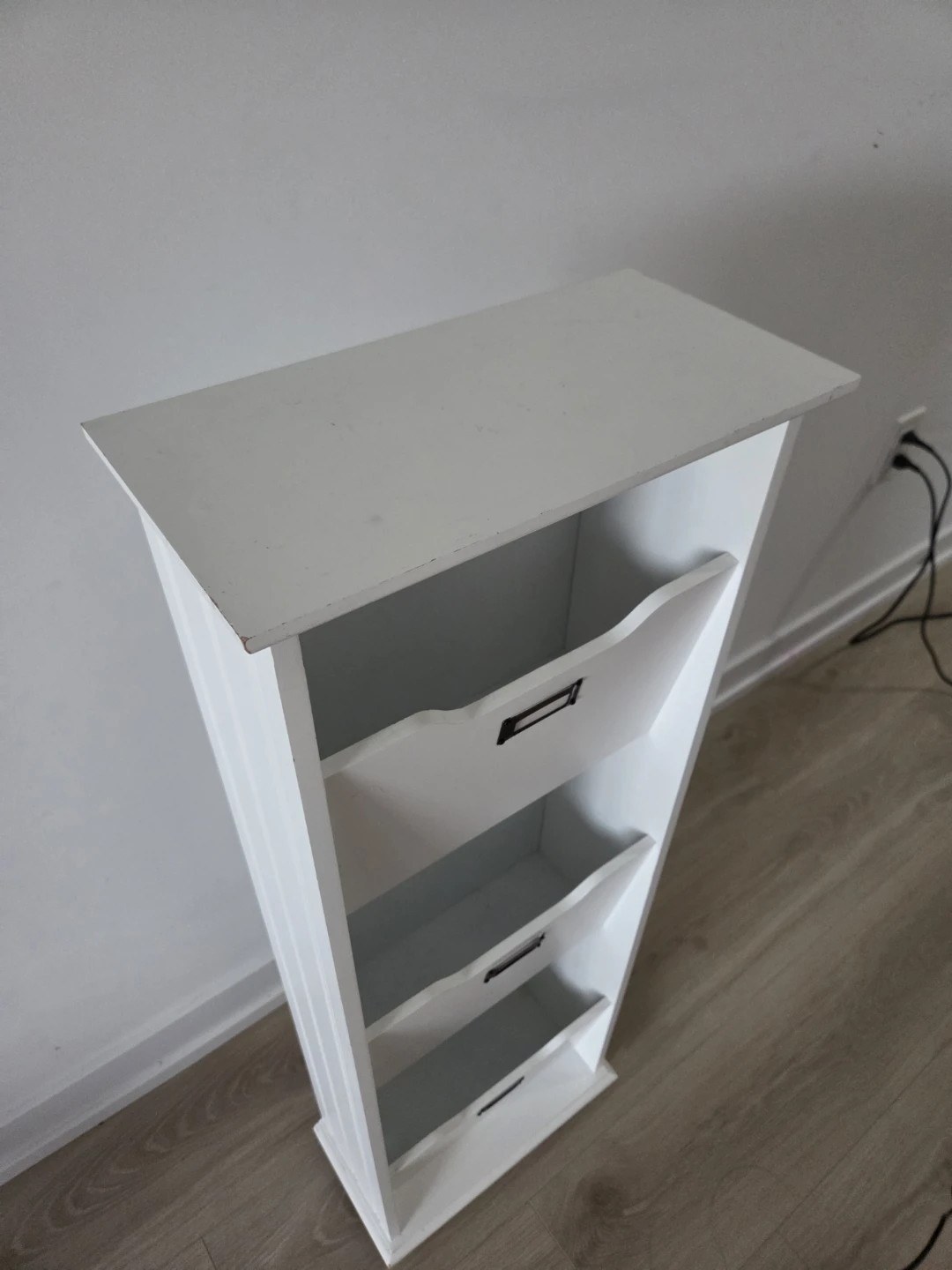 White 3-Tier Shelving Unit - photo 2