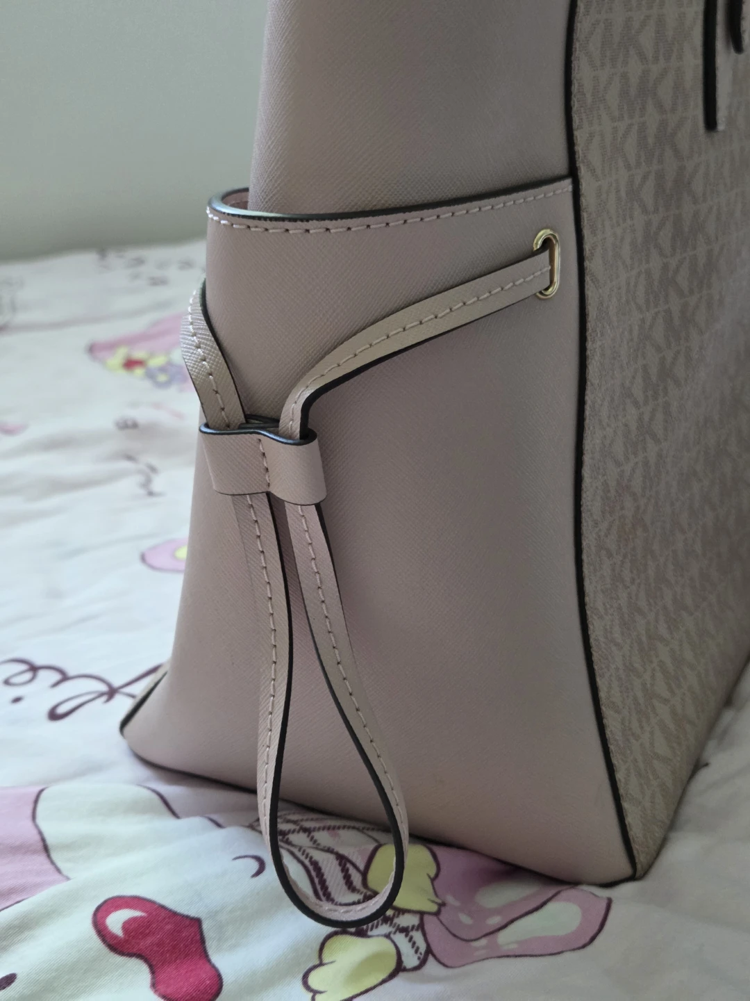 Michael Kors Monogrammed Large Tote Bag - photo 3