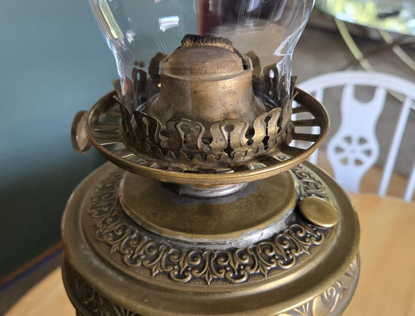 Antique Oil Lamp - photo 4