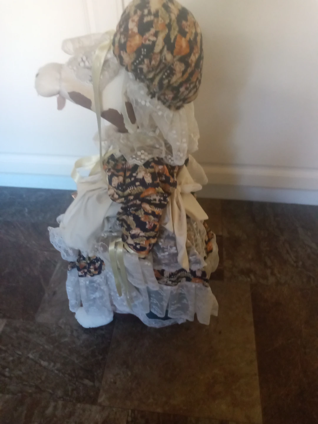 Decorative Cow Figurine with Dress - photo 2