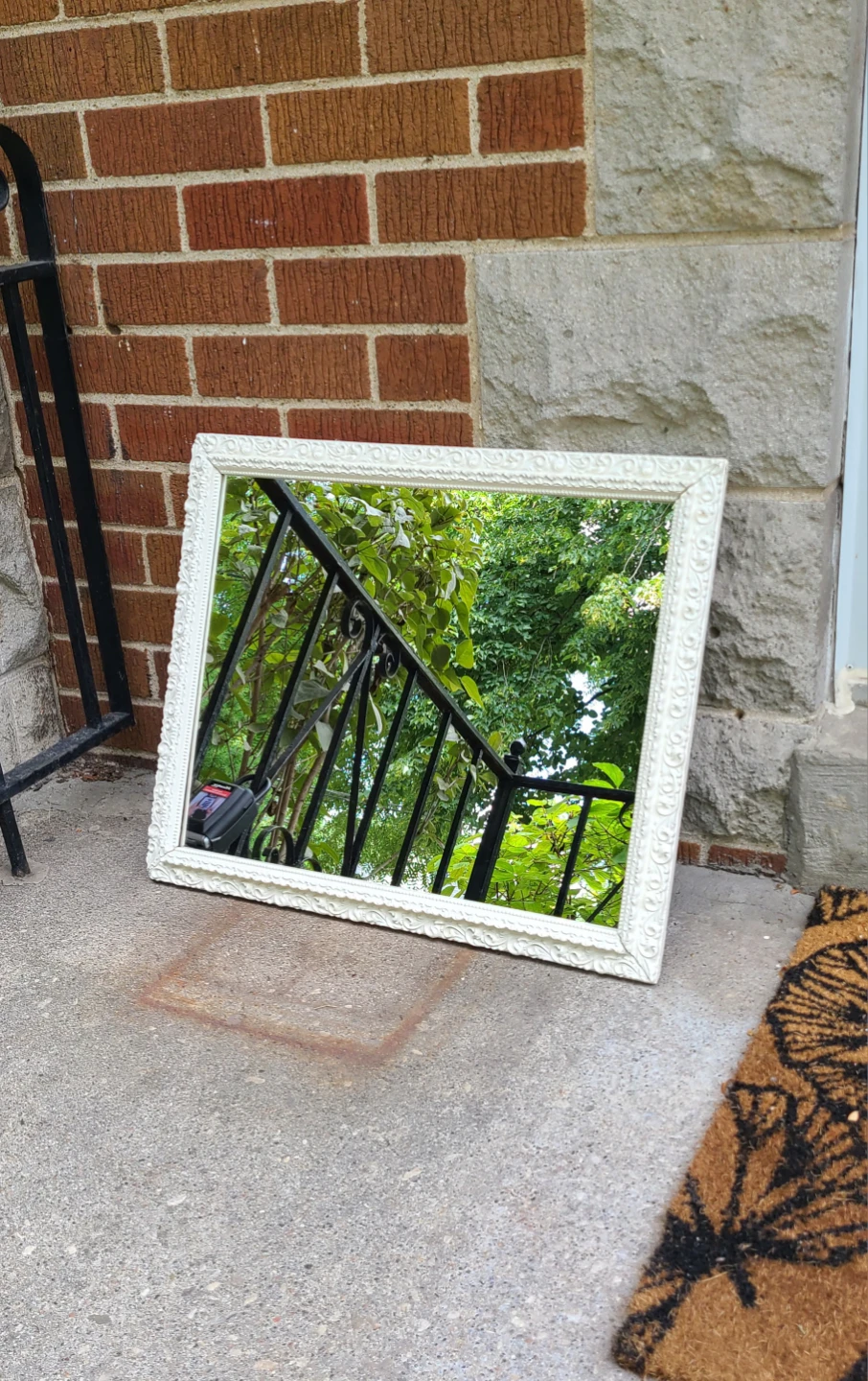 Vintage Wall Accent Mirror 22.75" x 19.75" - photo 5