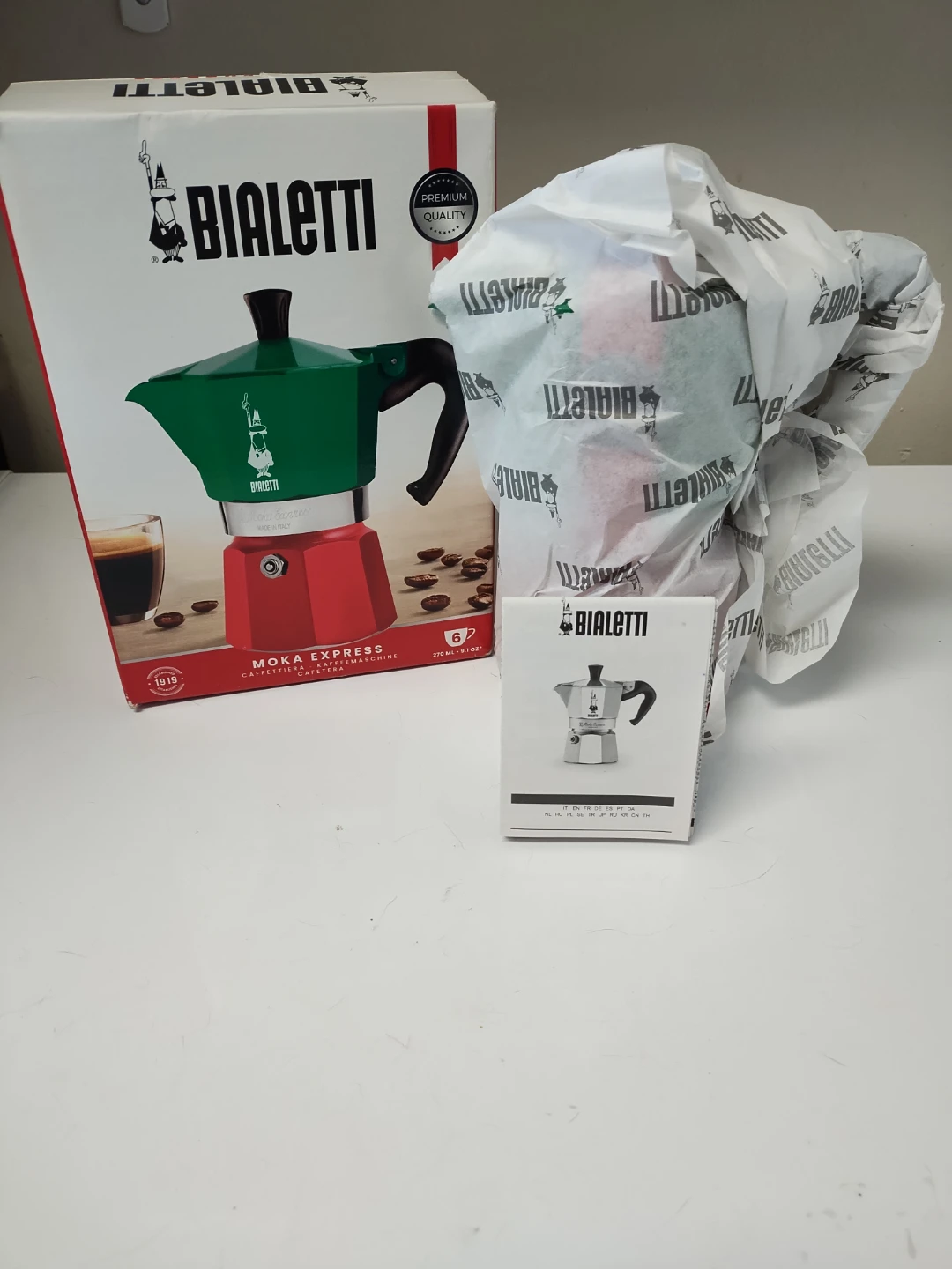 Bialetti Moka Express Coffee Maker (Red/Green, 6-Cup) - photo 2