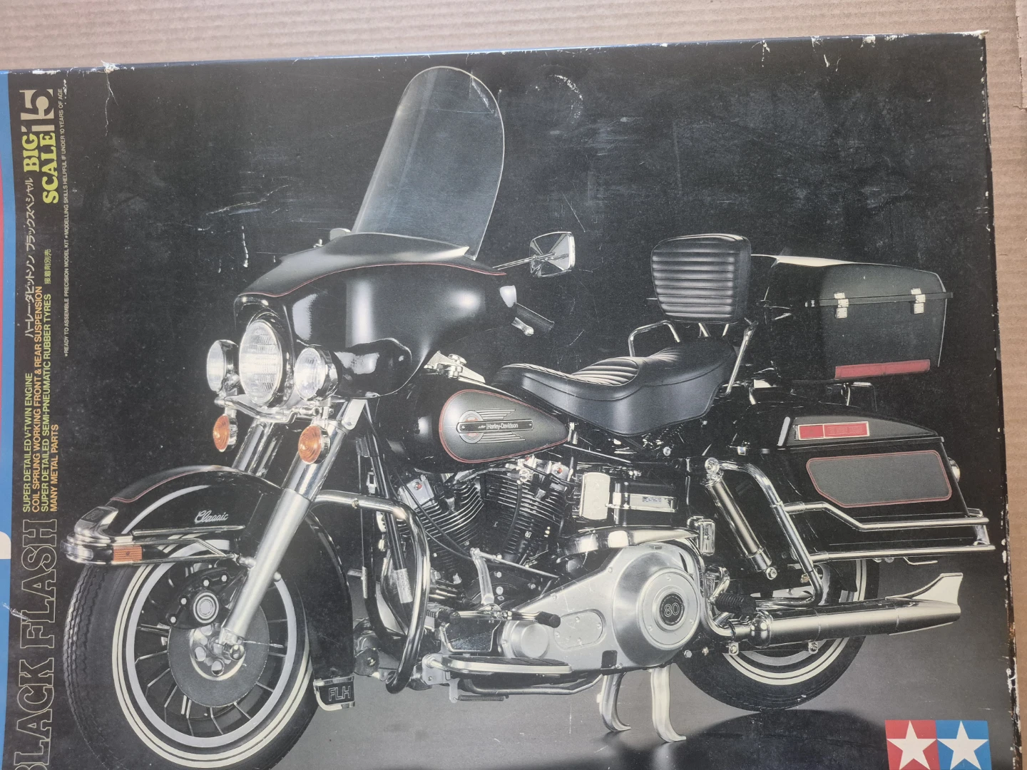 Tamiya Harley-Davidson FLH Classic Black Flash  Model Kit - photo 2