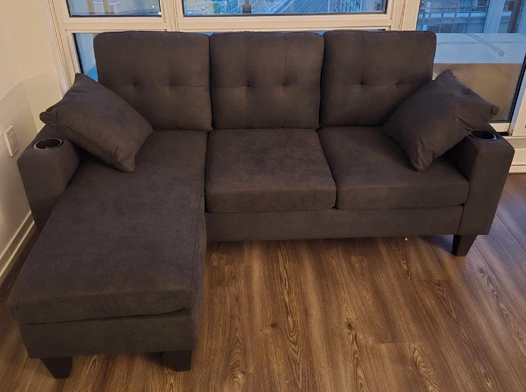 Sectional Sofa with Chaise
