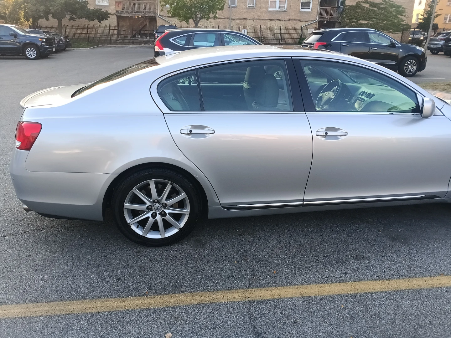 Car - photo 3