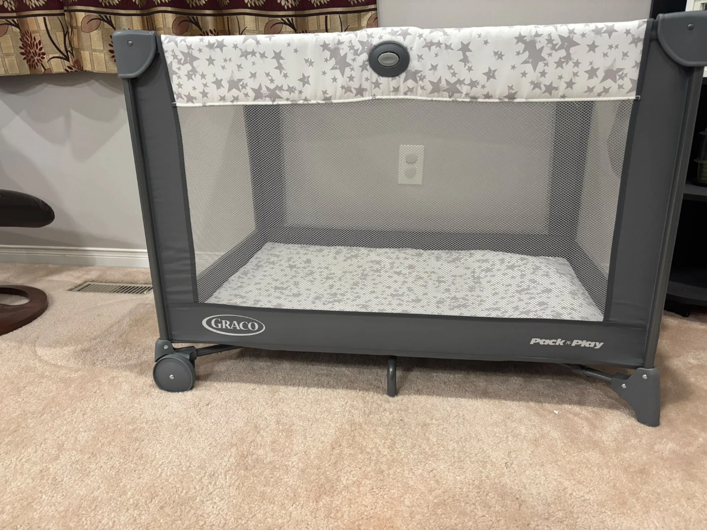 Graco Pack 'n Play Playard - Stars - photo 4