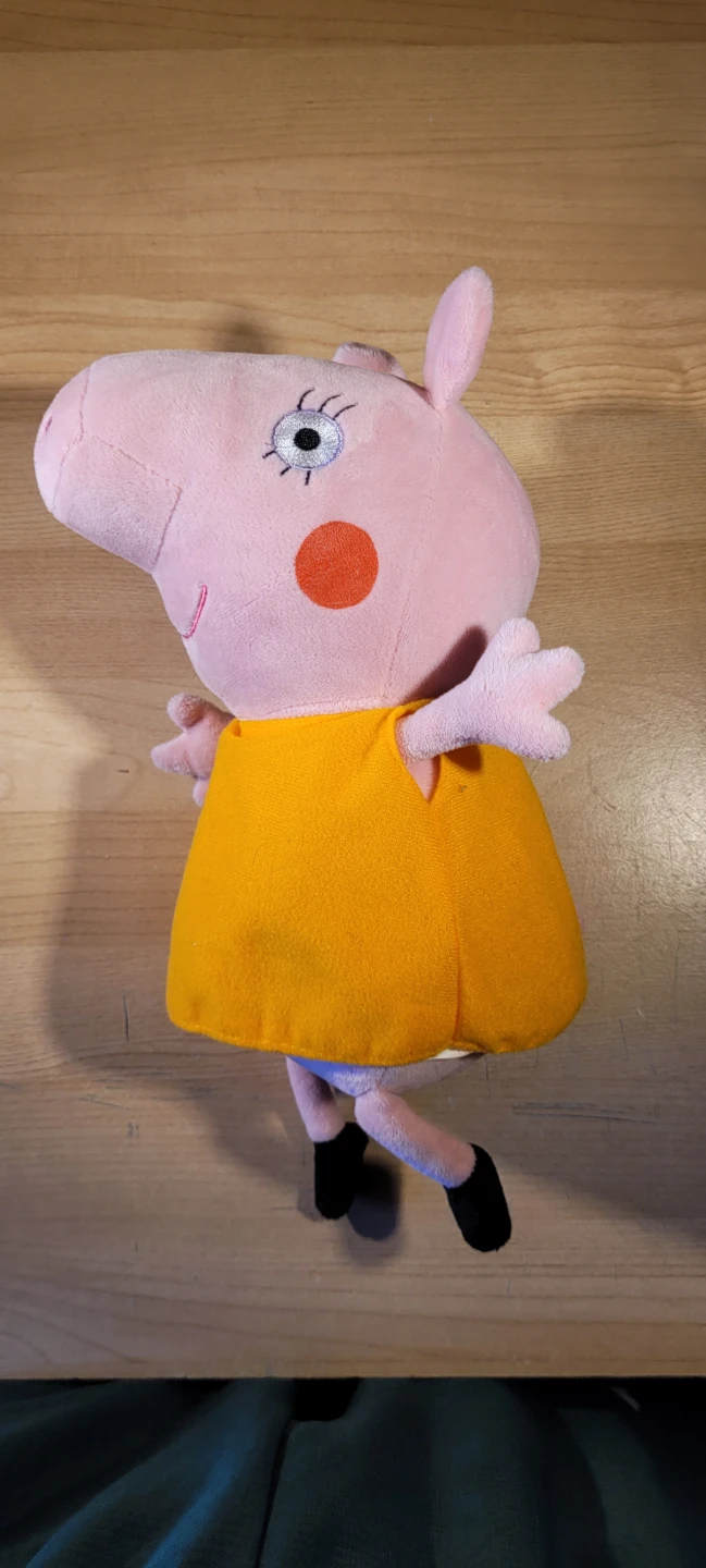 Peppa Pig's plush family + Suzy sheep. - photo 3