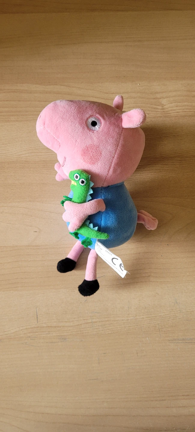 Peppa Pig's plush family + Suzy sheep. - photo 4