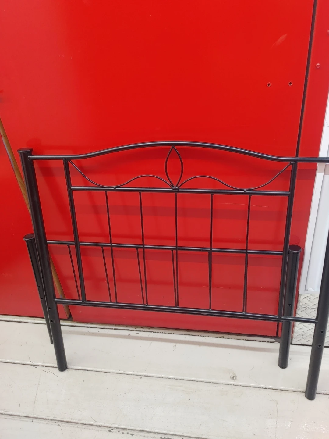 Metal Bed Frame - photo 3