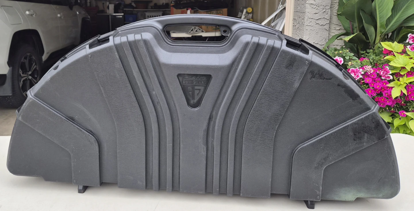 Plano Bow Guard Archery Bow Case - photo 3