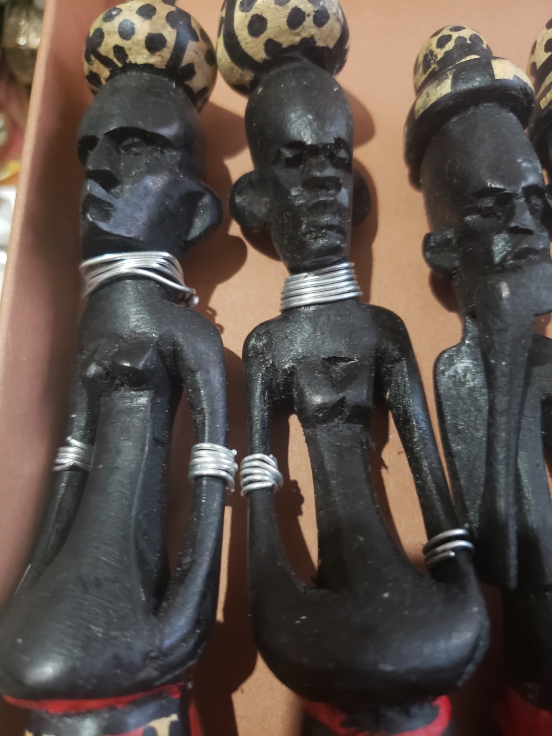 Set of 4 African tribal wooden figurines - photo 2