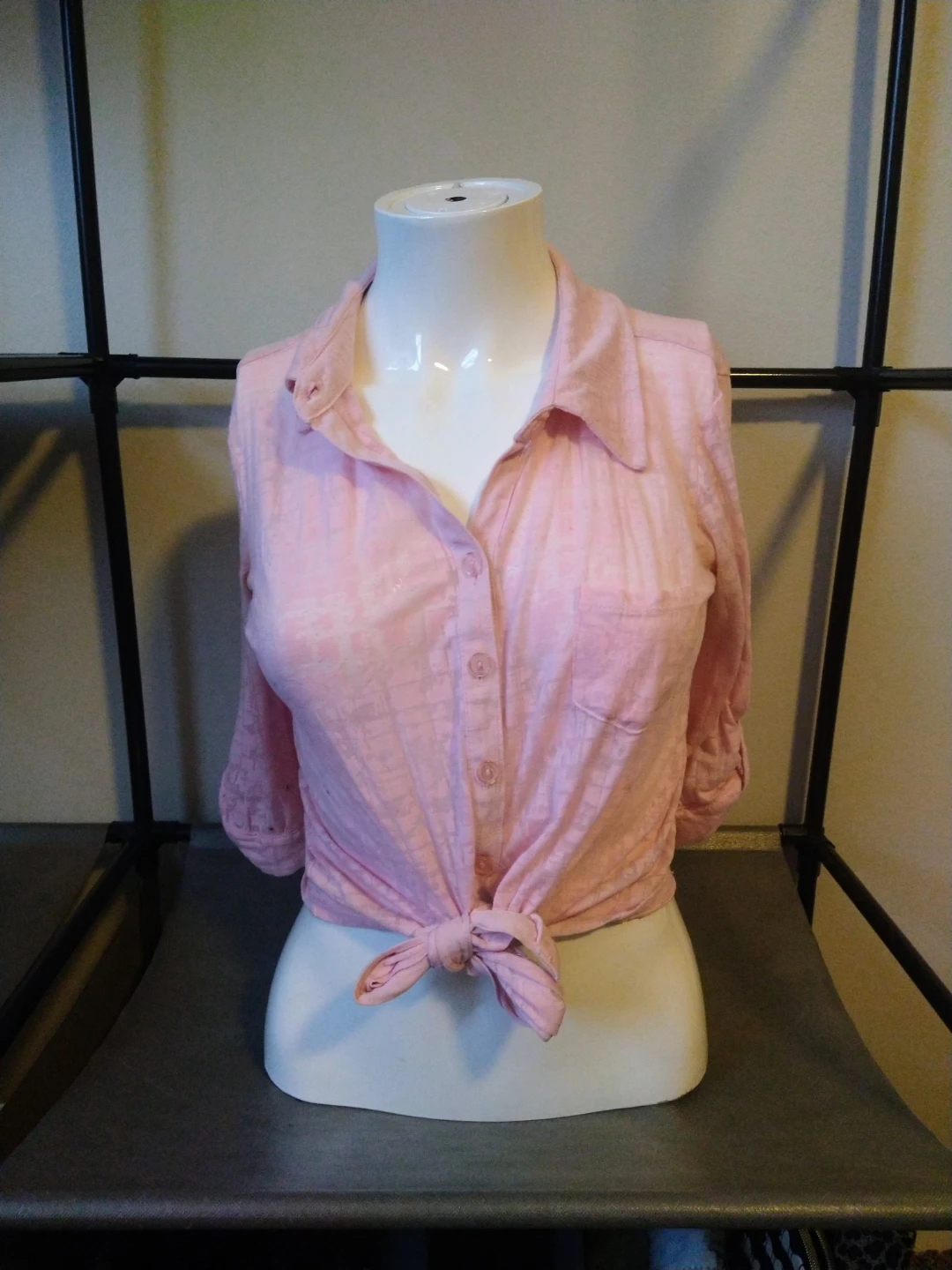 Derek Heart Light Pink Semi-Sheer Crop Top w/ Front Tie - photo 5