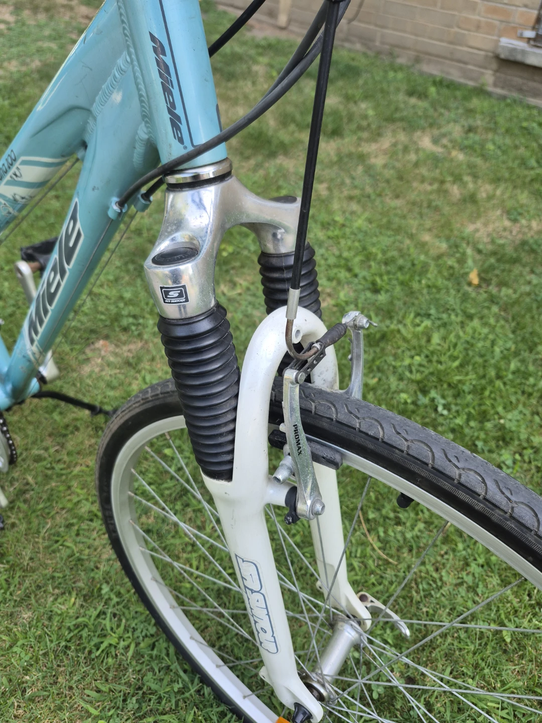 Miele Comfort Women's Hybrid Bike - photo 4