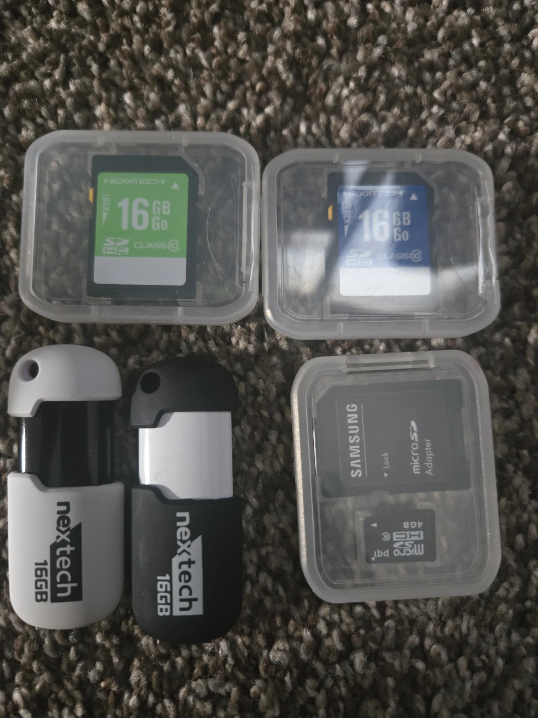 USB  and SD card - photo 2