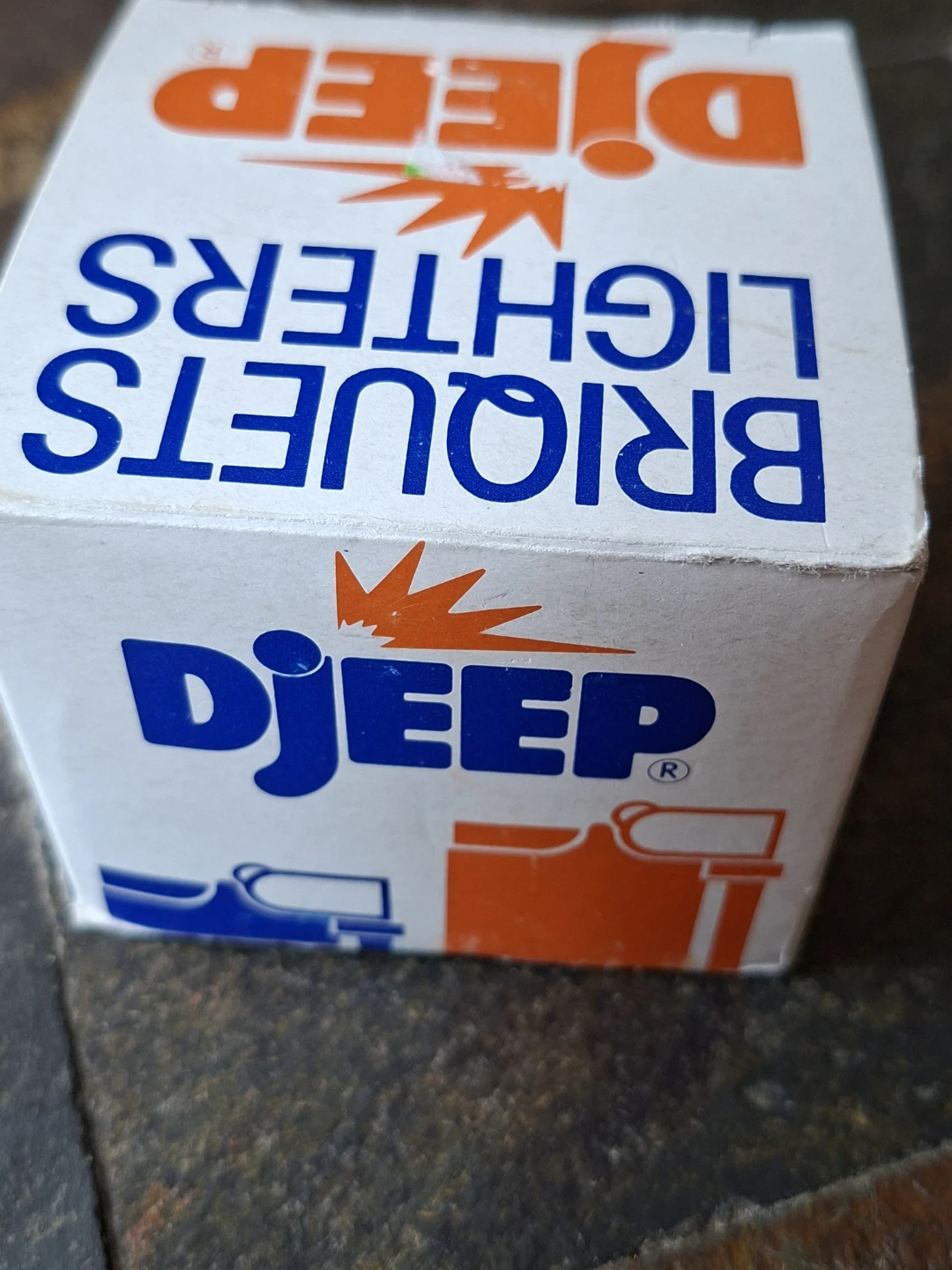 Vintage Gulf Oil DJEEP Lighters Full Box 10 NOS Advertising - photo 2