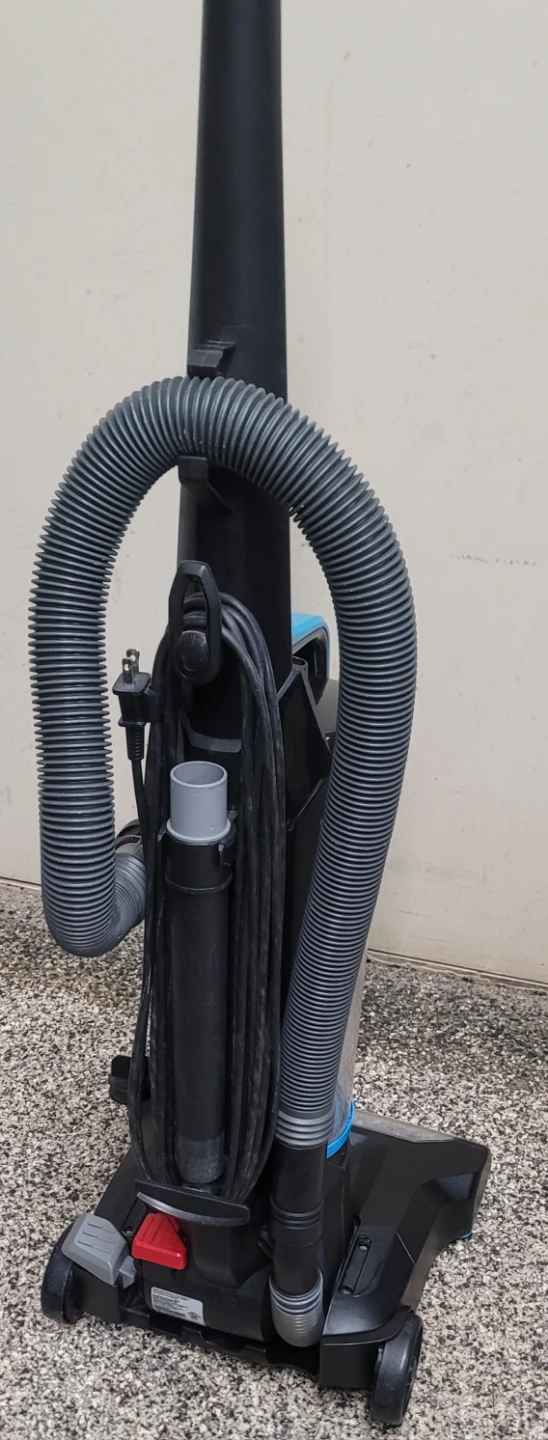 Bissell PowerForce Vacuum Cleaner - photo 2