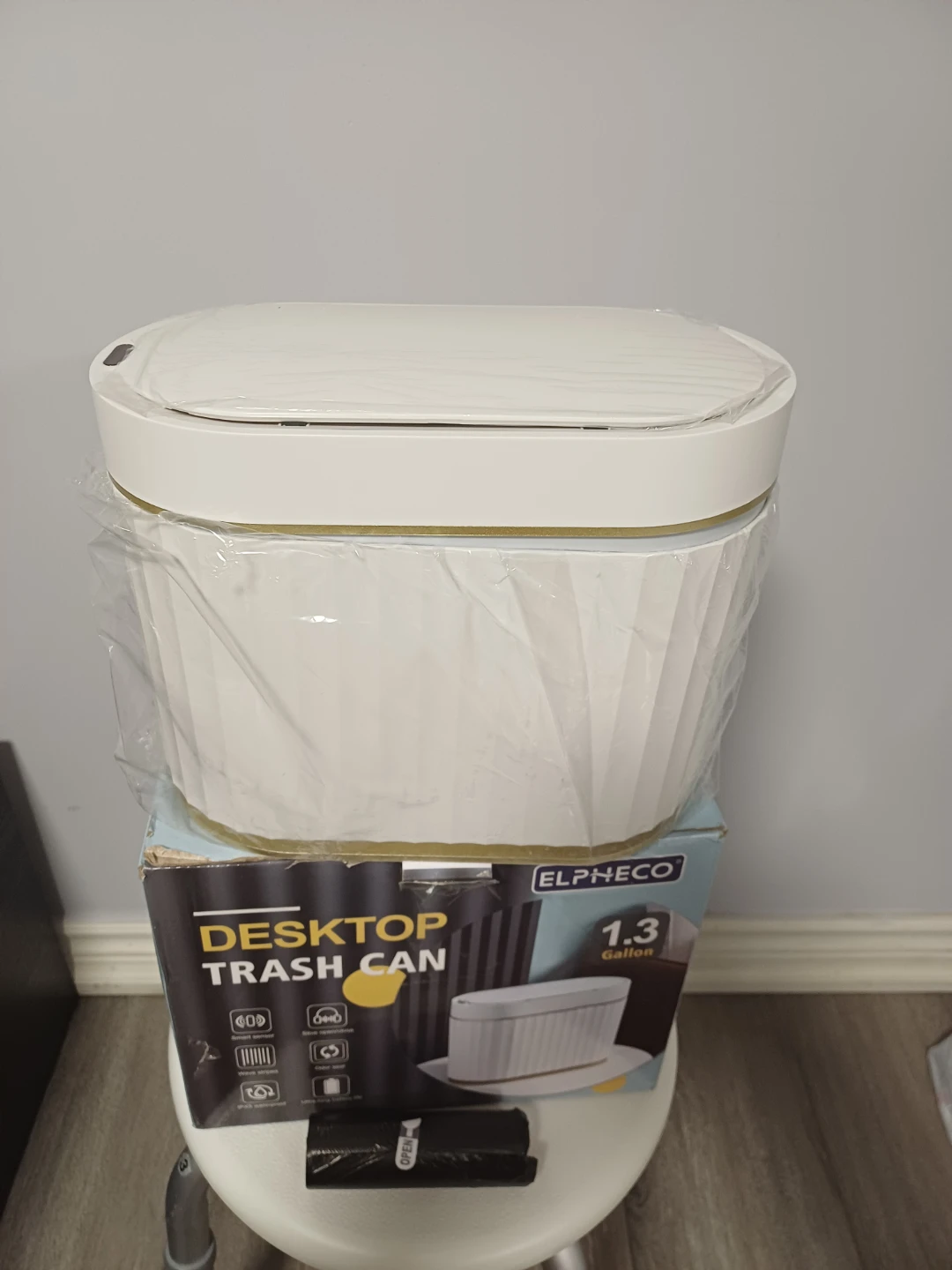 ELPHECO Desktop Trash Can - 1.3 Gallon
