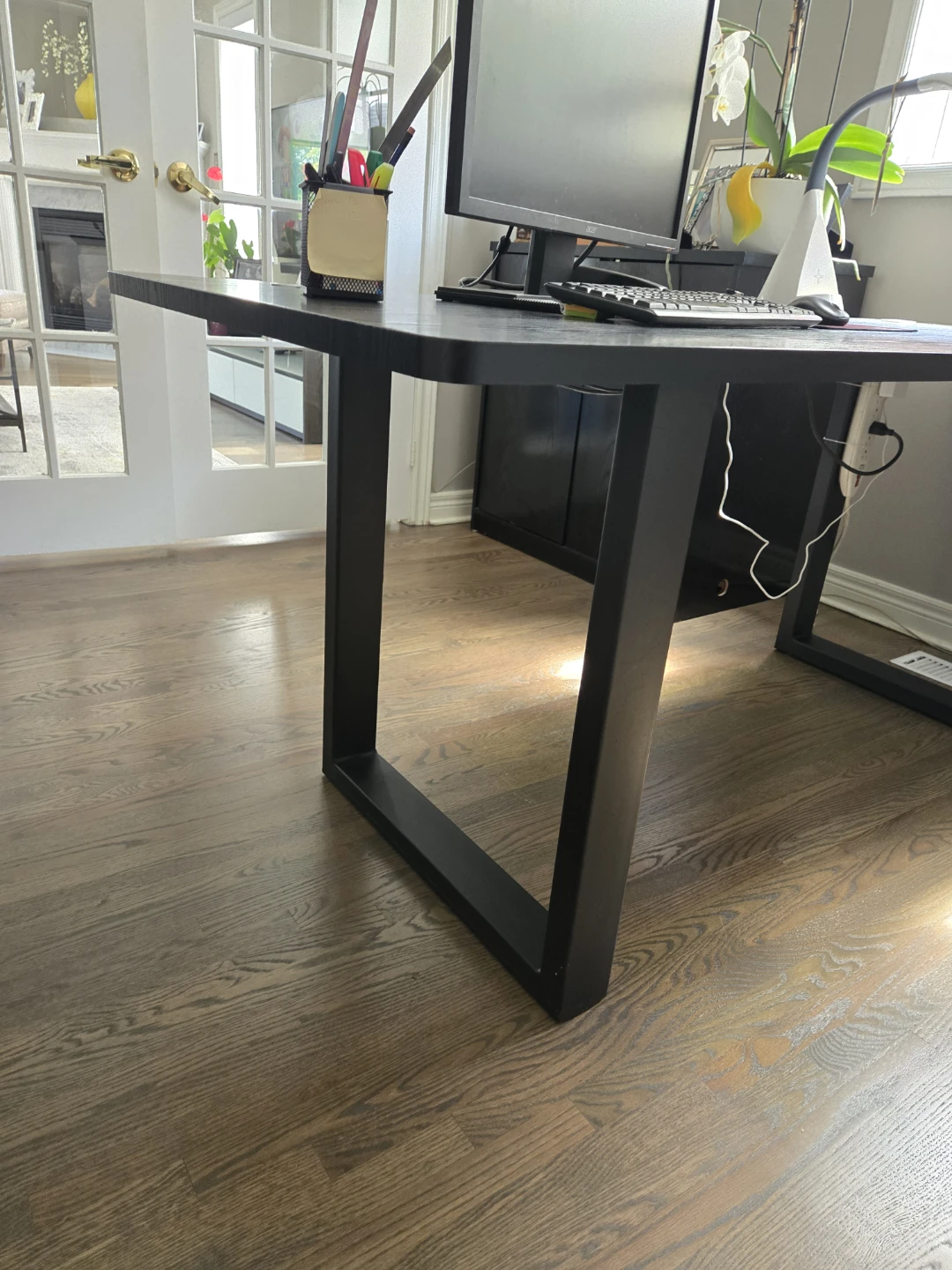 Black wood finish desk with metal base - photo 3