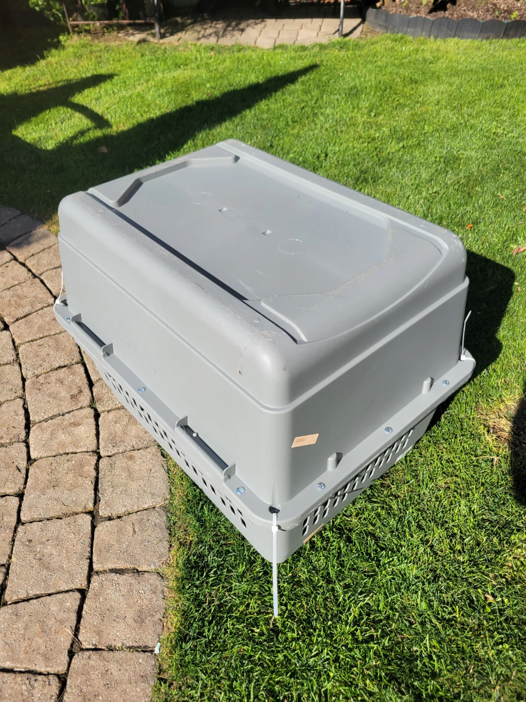 Grey Plastic Travel Dog Crate Carrier - photo 2
