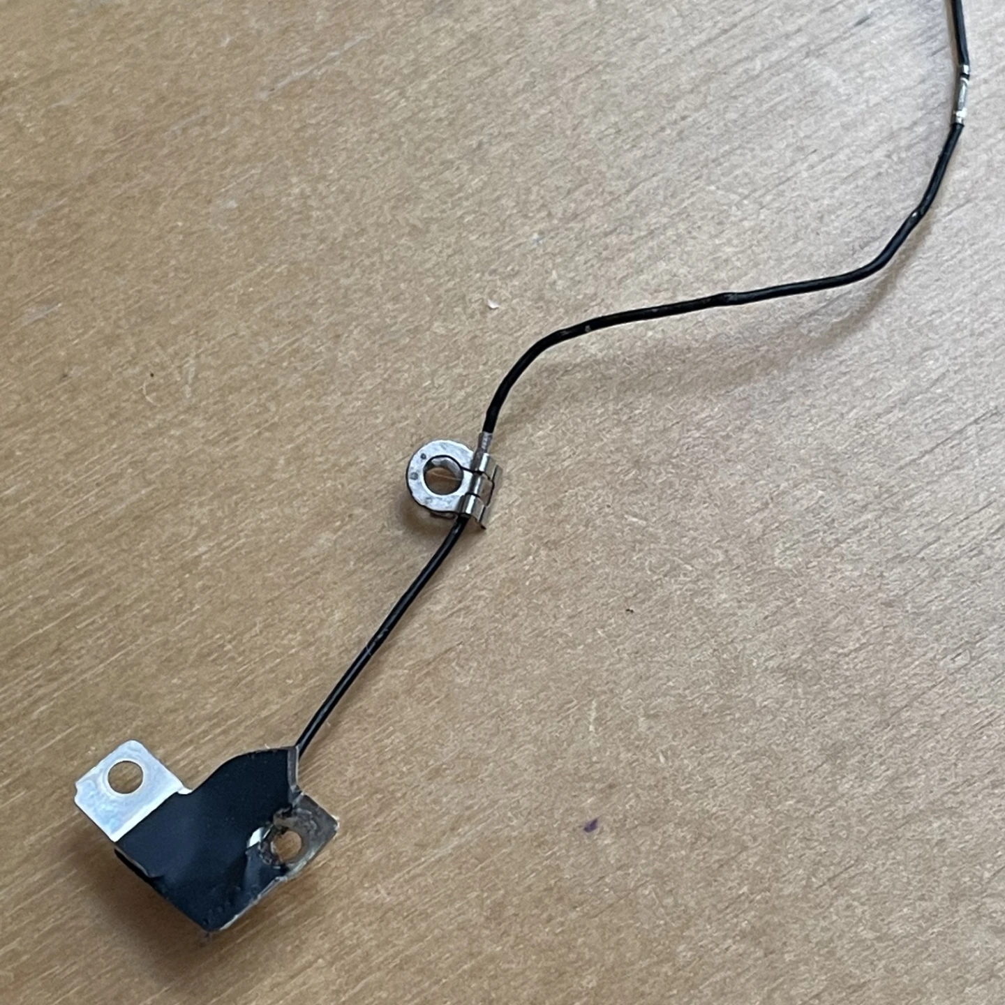 Official Apple iPhone 6S Antenna Cable - photo 3